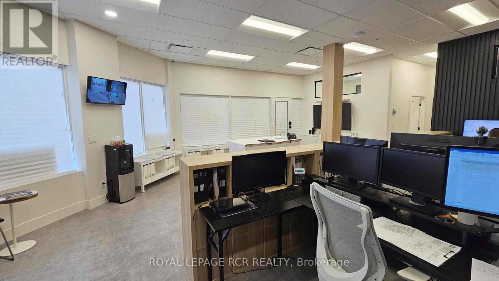 E3 - 18 King Street E, Caledon, Ontario  L7E 1E8 - Photo 13 - W12451582