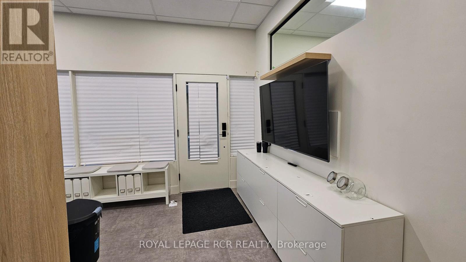 E3 - 18 King Street E, Caledon, Ontario  L7E 1E8 - Photo 6 - W12451582
