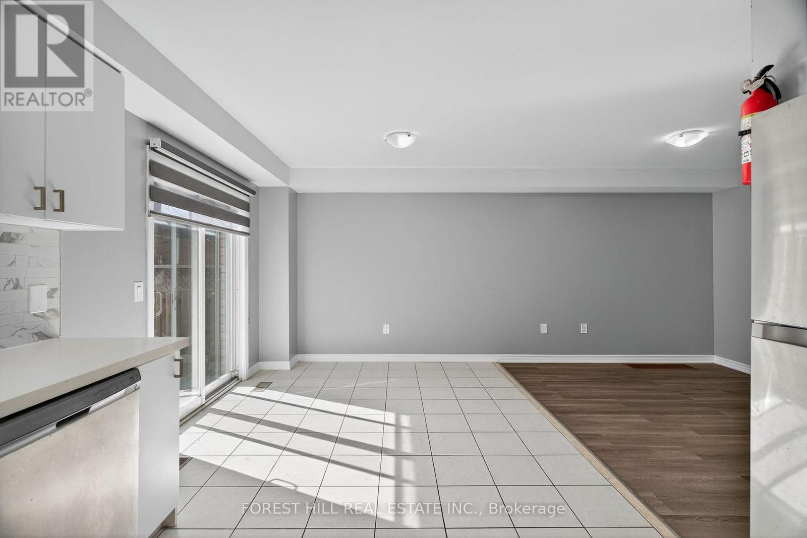 19 Rednor Drive, Brampton (Bram East), Ontario  L6P 1P4 - Photo 12 - W12451610