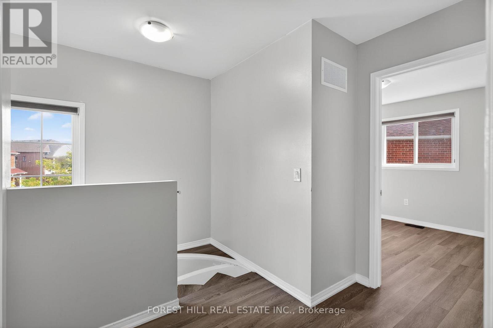 19 Rednor Drive, Brampton (Bram East), Ontario  L6P 1P4 - Photo 19 - W12451610
