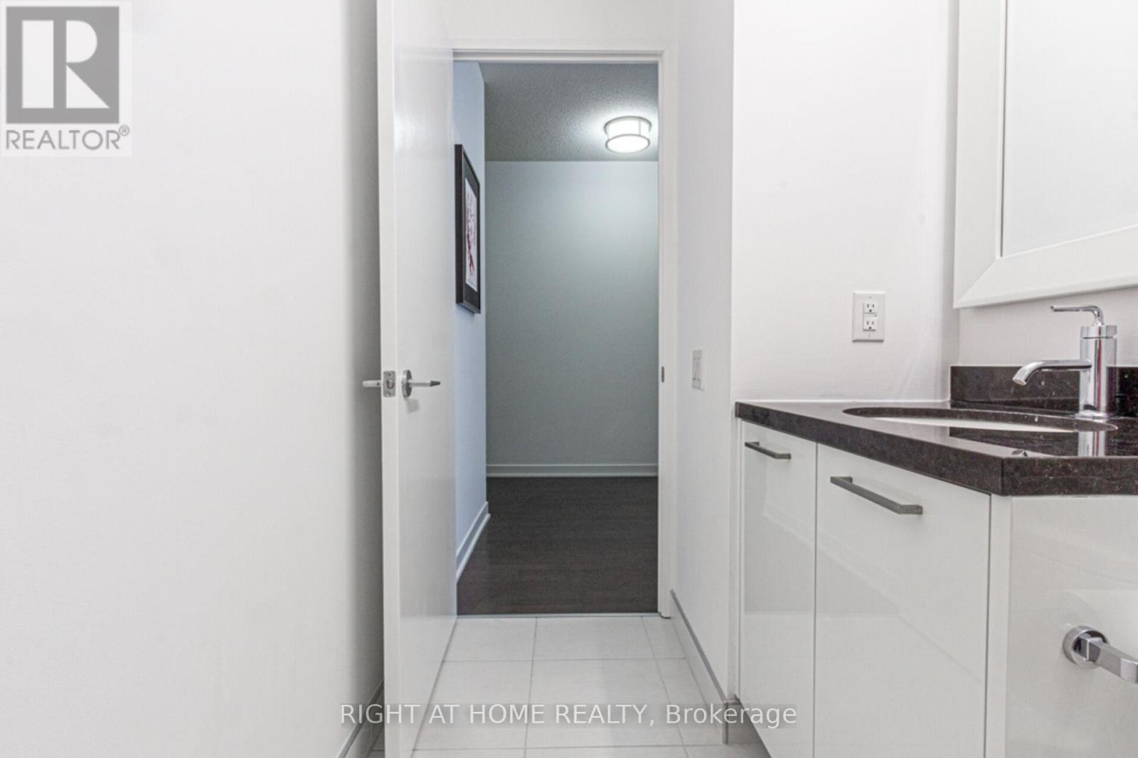 2605 - 88 Park Lawn Road, Toronto, Ontario  M8Y 0B5 - Photo 25 - W12451612