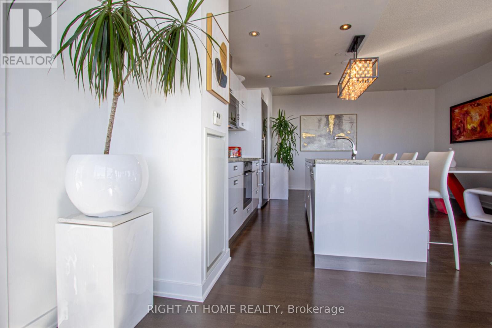 2605 - 88 Park Lawn Road, Toronto, Ontario  M8Y 0B5 - Photo 30 - W12451612