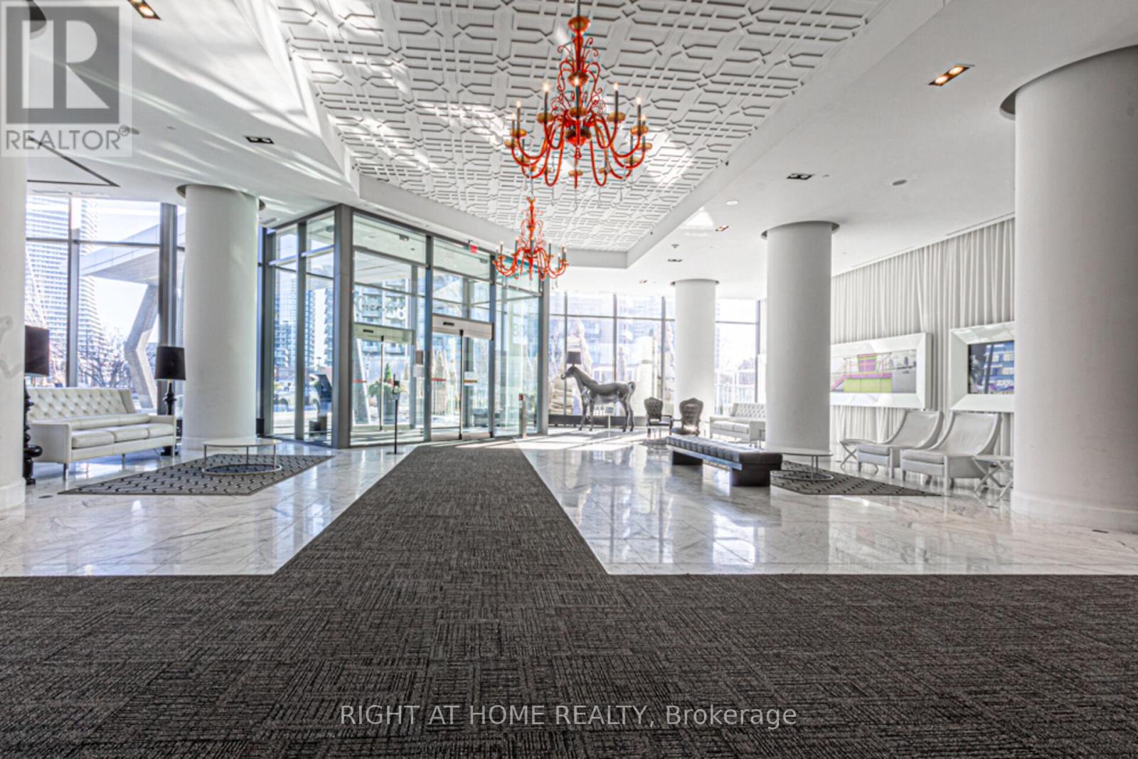 2605 - 88 Park Lawn Road, Toronto, Ontario  M8Y 0B5 - Photo 5 - W12451612