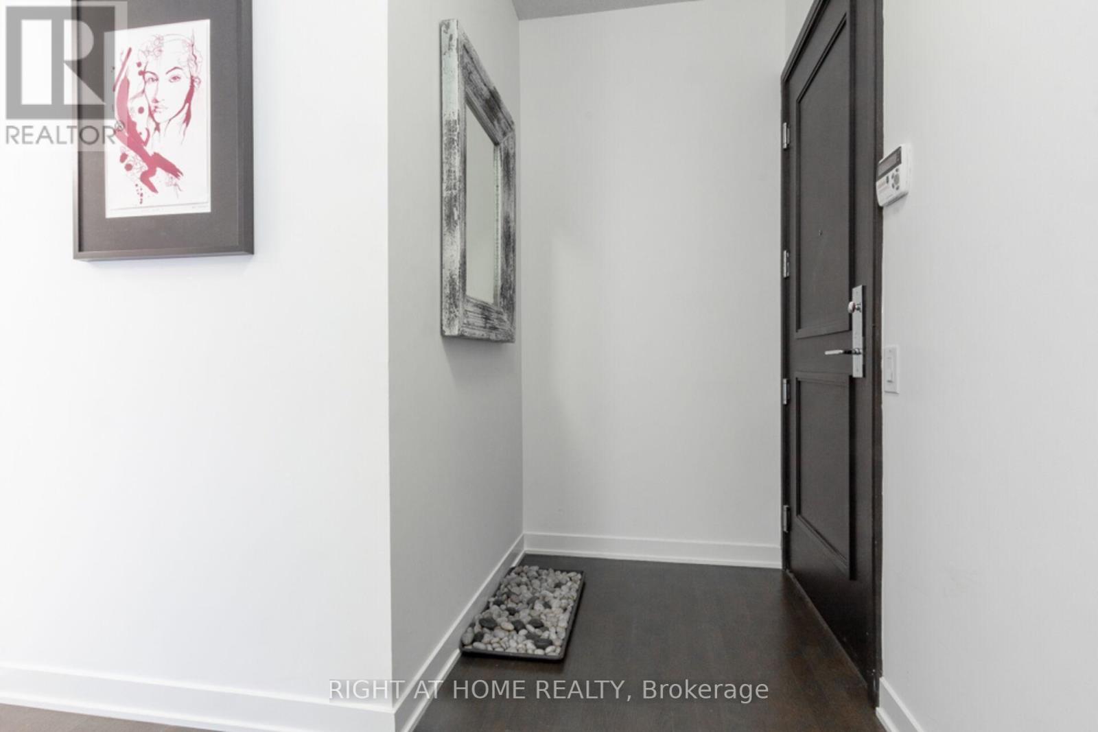 2605 - 88 Park Lawn Road, Toronto, Ontario  M8Y 0B5 - Photo 6 - W12451612