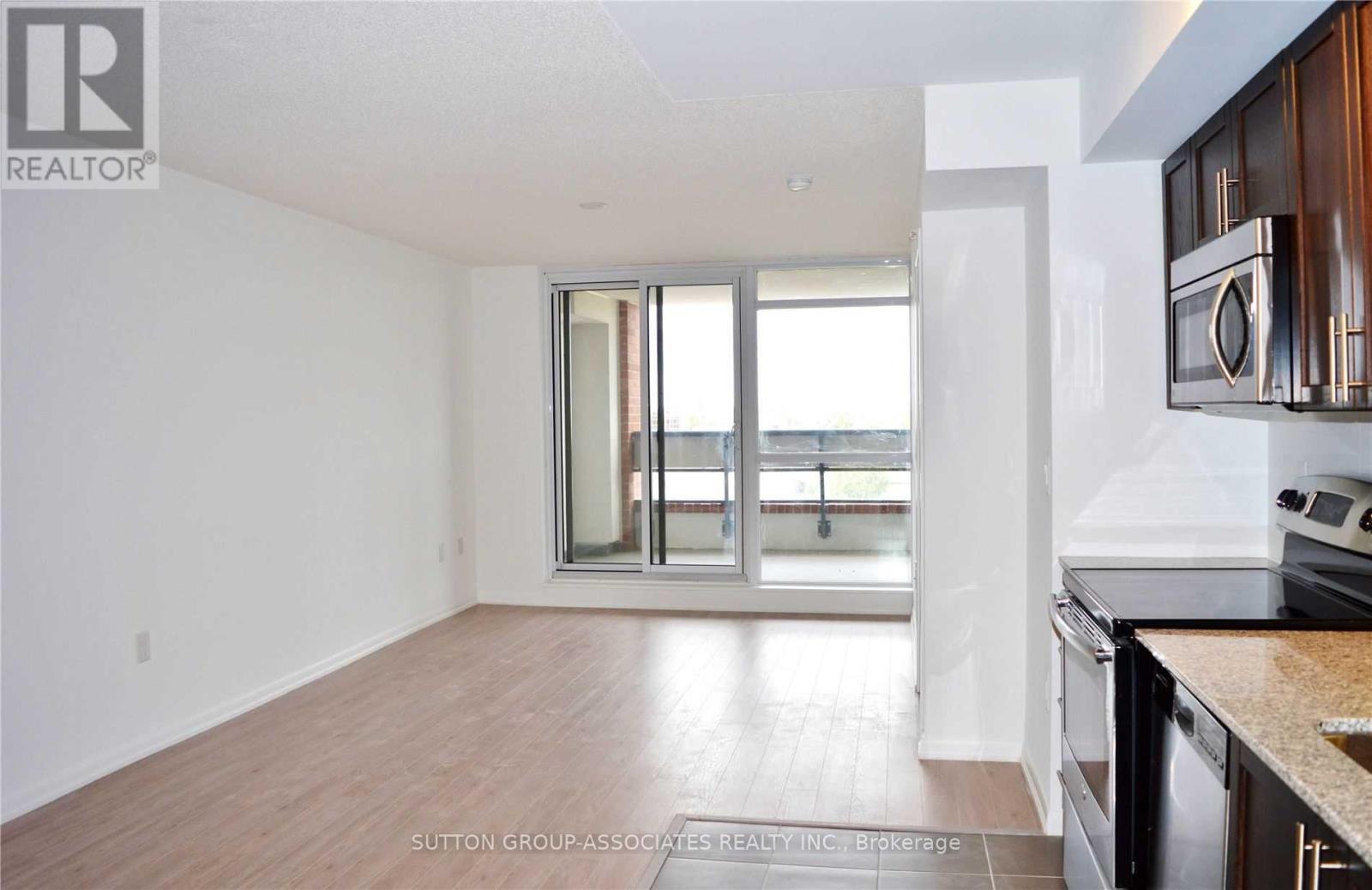 714 - 830 Lawrence Avenue W, Toronto, Ontario  M6A 1C3 - Photo 1 - W12451659