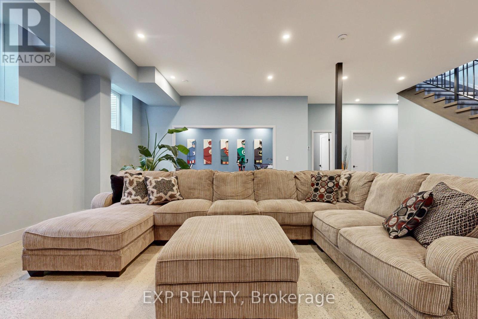169 Euston Road, Burlington (Appleby), Ontario  L7L 4V7 - Photo 32 - W12451687