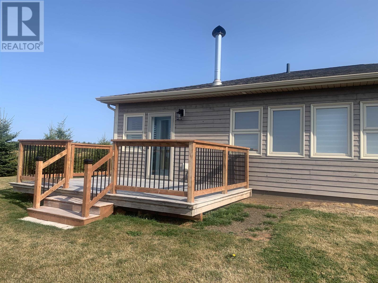 607 Cannontown Road, Mont Carmel, Prince Edward Island  C0B 2E0 - Photo 36 - 202525420