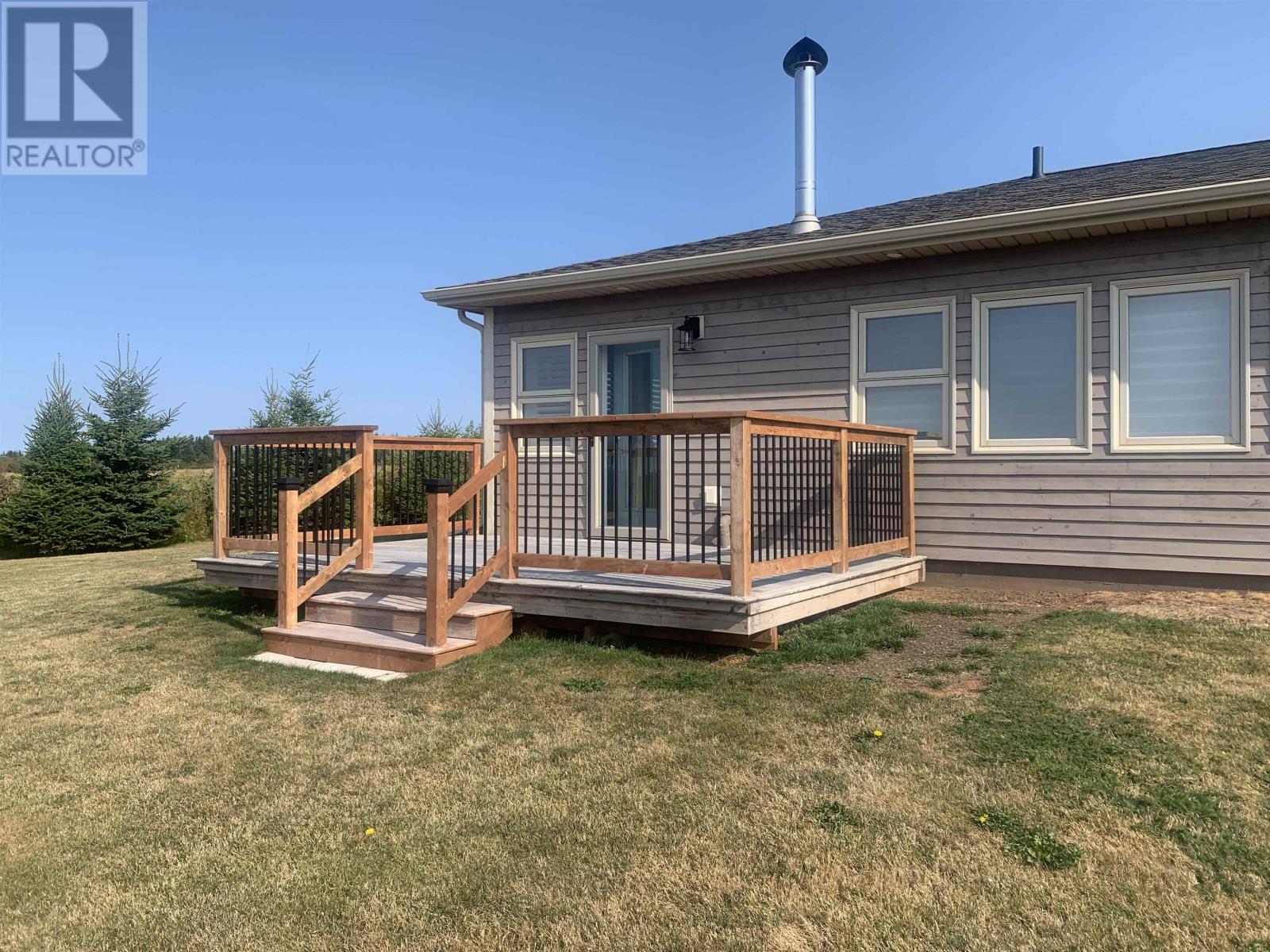 607 Cannontown Road, Mont Carmel, Prince Edward Island  C0B 2E0 - Photo 37 - 202525420
