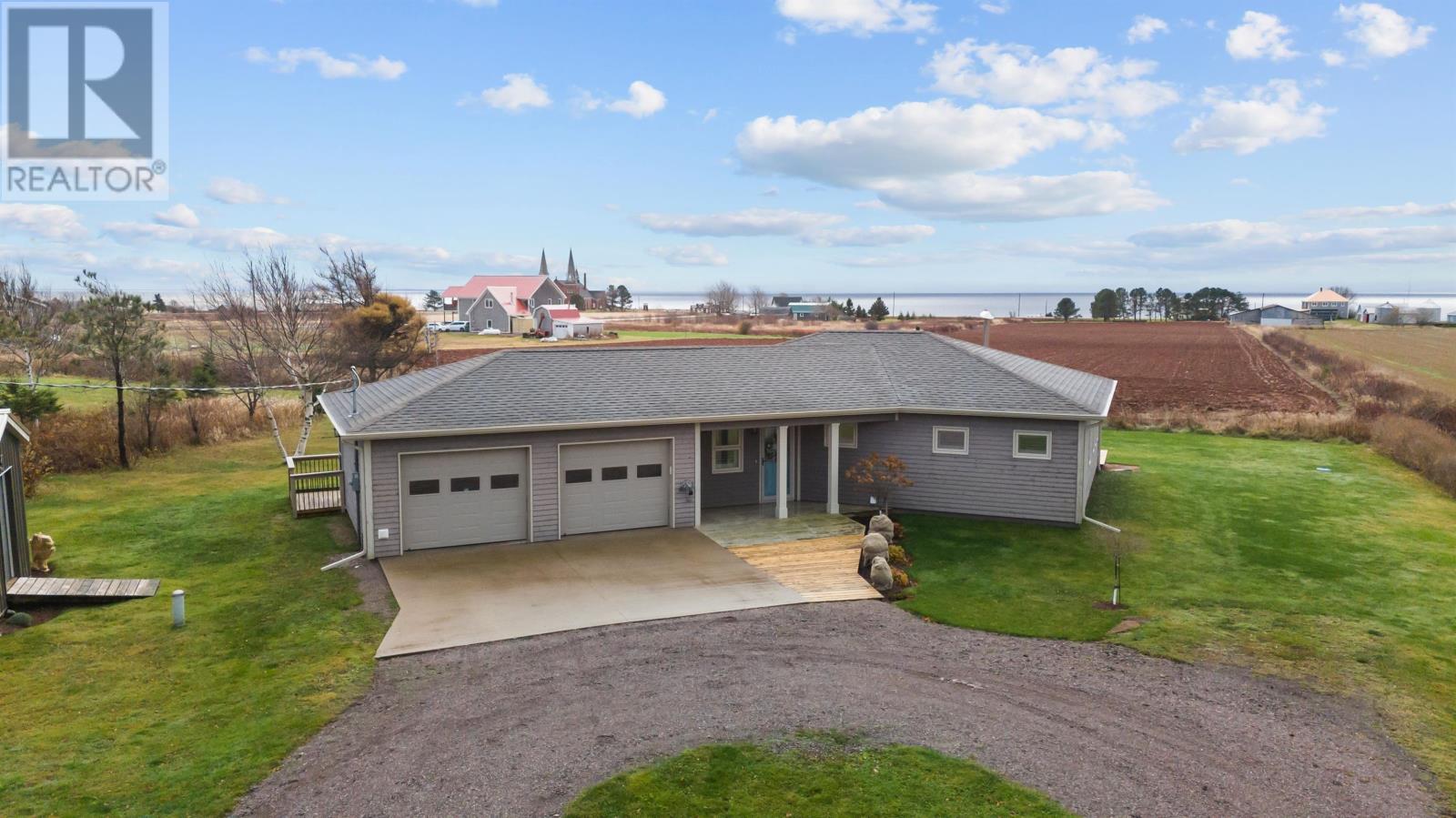 607 Cannontown Road, Mont Carmel, Prince Edward Island  C0B 2E0 - Photo 42 - 202525420