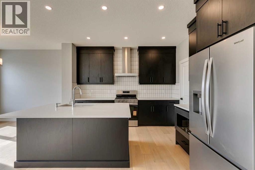 23 Creekstone Green Sw, Calgary, Alberta  T2X 5W4 - Photo 7 - A2216897
