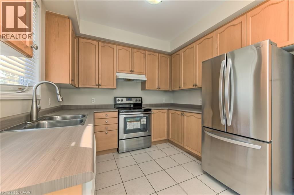 126 Merrilee Crescent, Hamilton, Ontario  L9A 0B1 - Photo 9 - 40772934