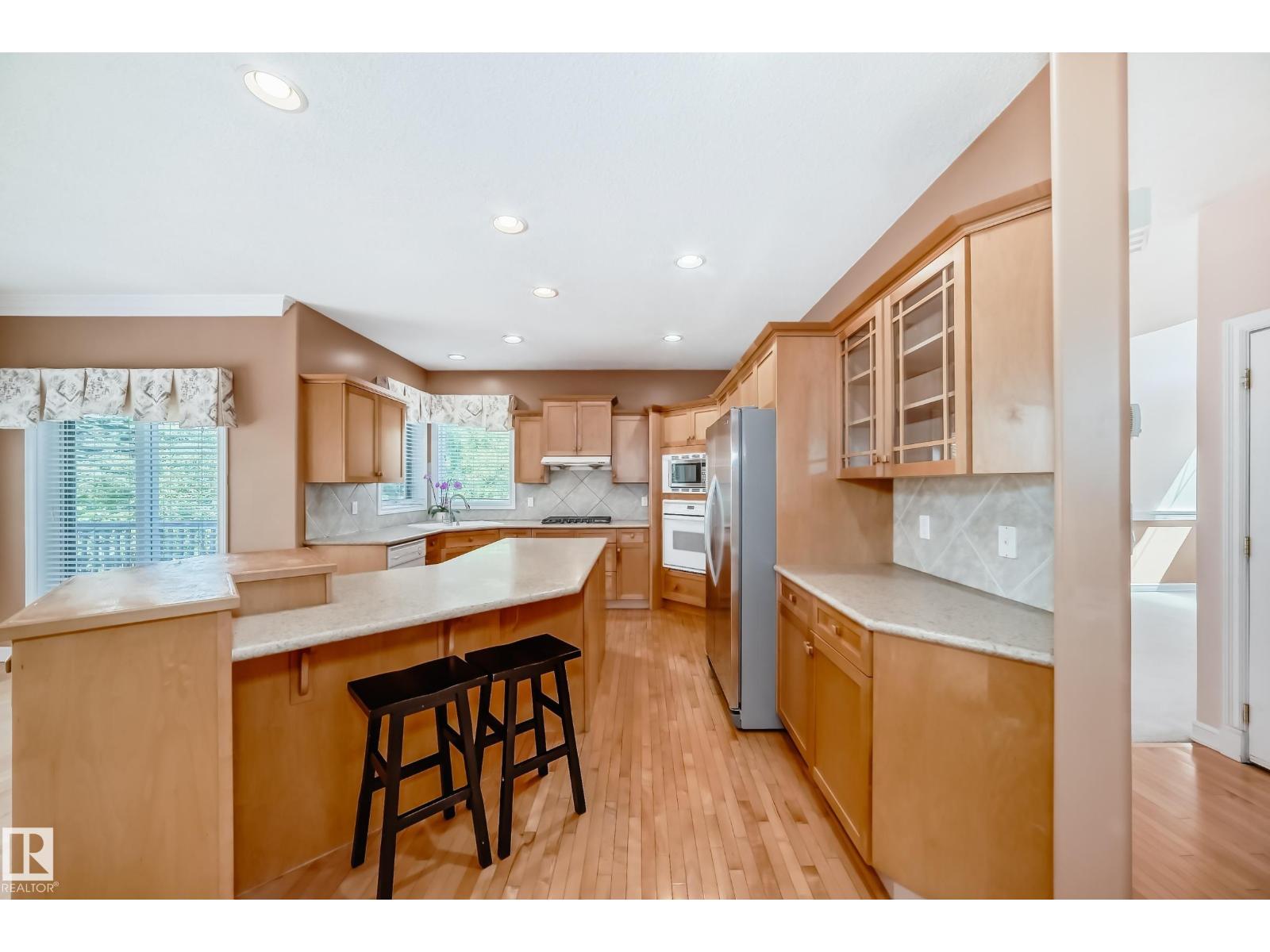 318 Darlington Cr Nw, Edmonton, Alberta  T6M 2R9 - Photo 7 - E4443822