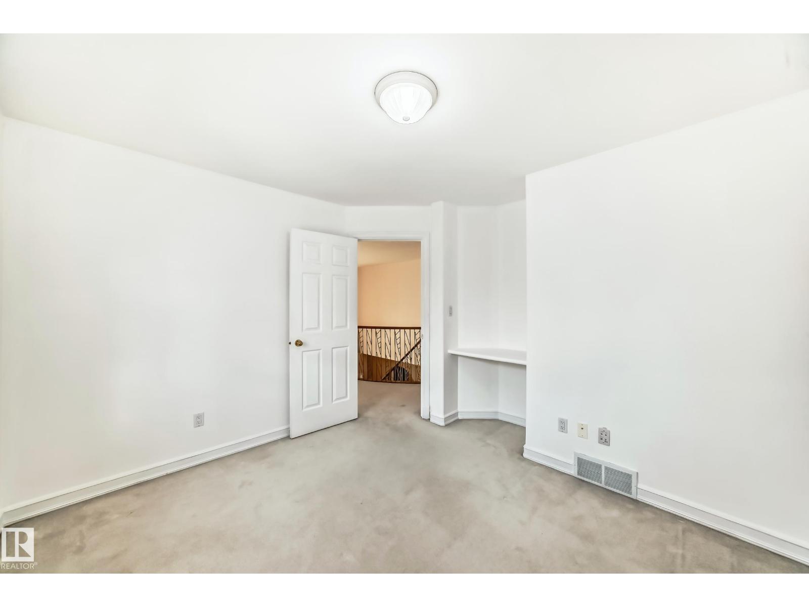 318 Darlington Cr Nw, Edmonton, Alberta  T6M 2R9 - Photo 32 - E4443822