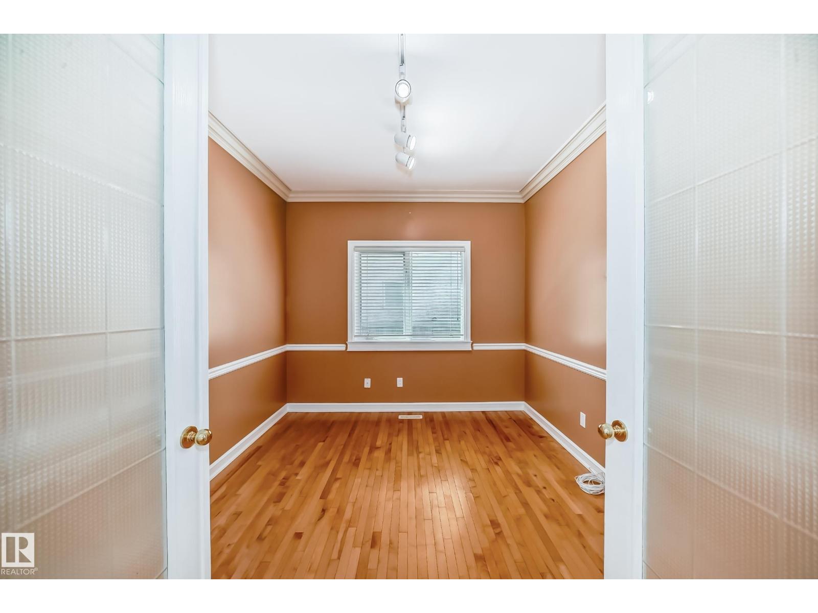 318 Darlington Cr Nw, Edmonton, Alberta  T6M 2R9 - Photo 22 - E4443822