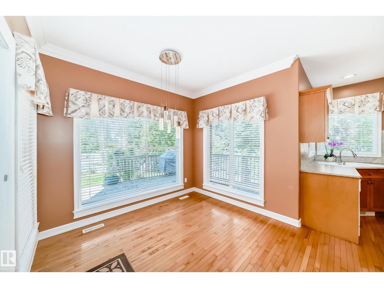 318 Darlington Cr Nw, Edmonton, Alberta  T6M 2R9 - Photo 17 - E4443822