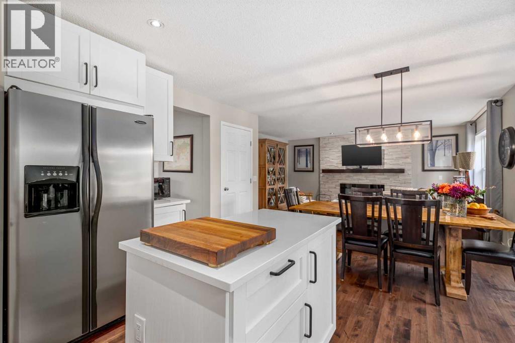 110 Rocky Ridge Green Nw, Calgary, Alberta  T3G 4R6 - Photo 6 - A2261679