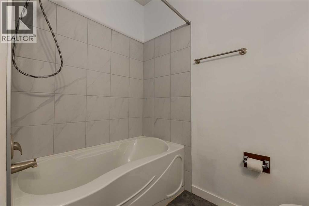 263 Silver Mead Close Nw, Calgary, Alberta  T3B 3M7 - Photo 23 - A2261805