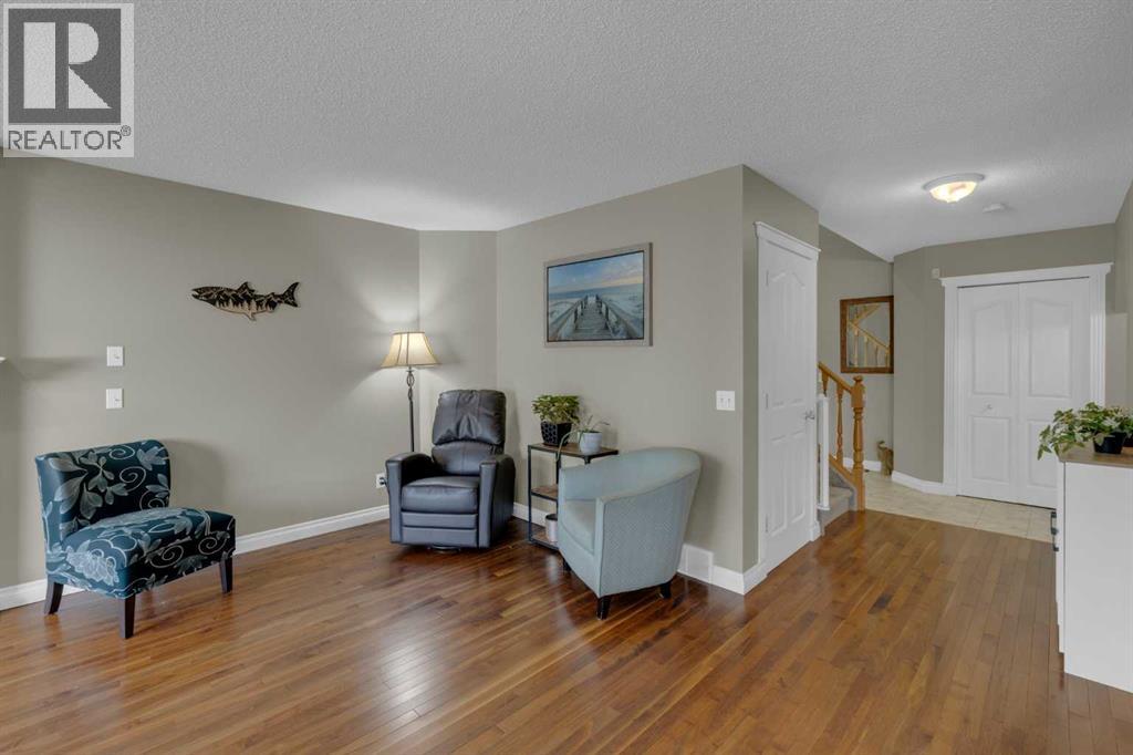 99 Macewan Park Road Nw, Calgary, Alberta  T3K 3G9 - Photo 4 - A2262790