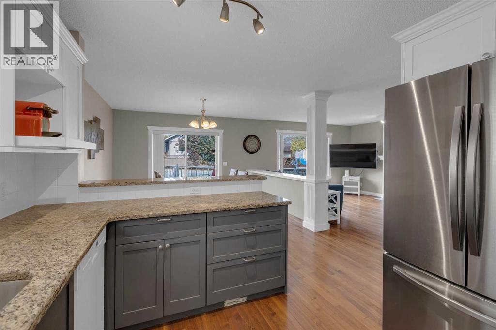 99 Macewan Park Road Nw, Calgary, Alberta  T3K 3G9 - Photo 7 - A2262790