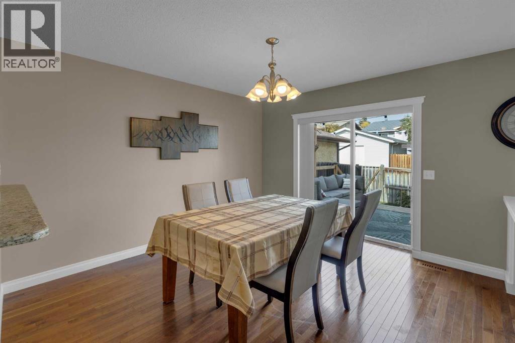 99 Macewan Park Road Nw, Calgary, Alberta  T3K 3G9 - Photo 9 - A2262790