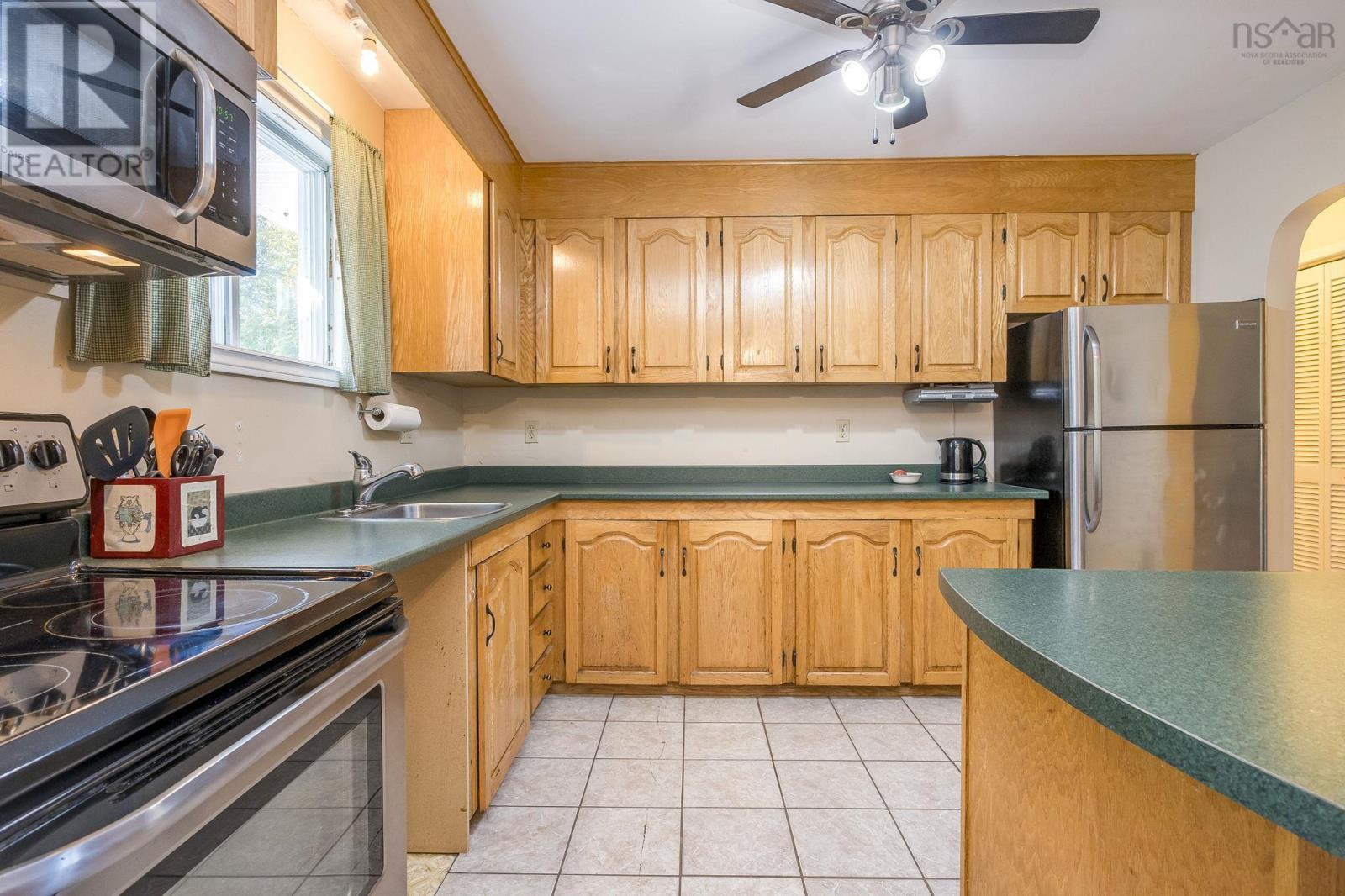 14 Brian Andrew Street, Lake Echo, Nova Scotia  B3E 1M4 - Photo 15 - 202525192