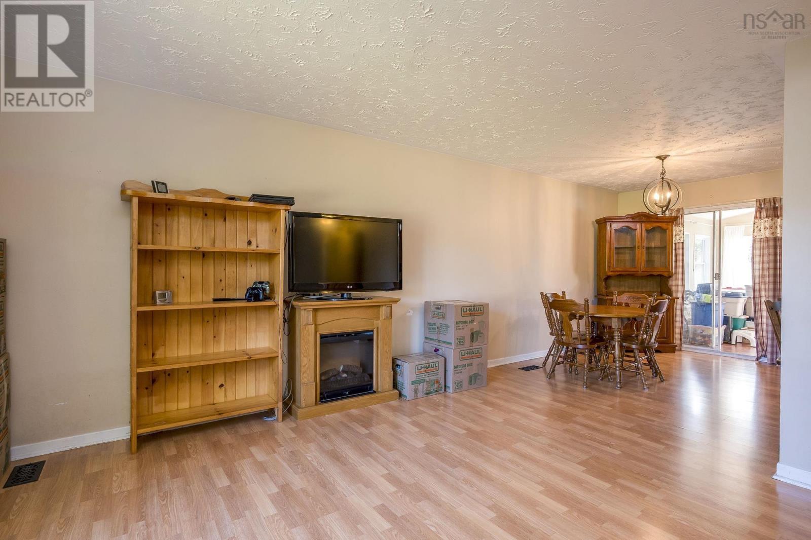 14 Brian Andrew Street, Lake Echo, Nova Scotia  B3E 1M4 - Photo 7 - 202525192