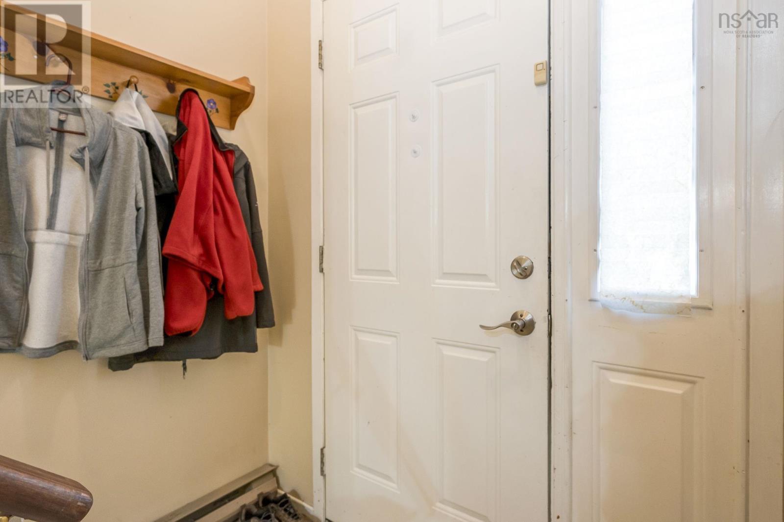 14 Brian Andrew Street, Lake Echo, Nova Scotia  B3E 1M4 - Photo 4 - 202525192