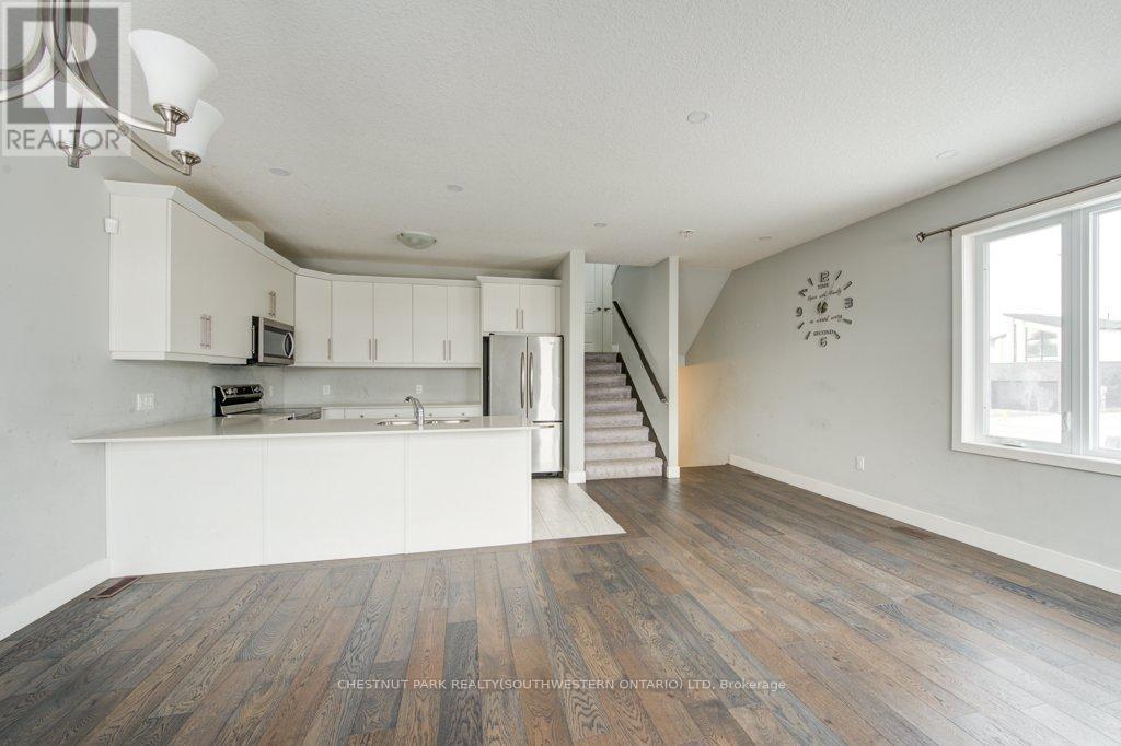 62 - 745 Chelton Road, London South, Ontario  N6M 0J1 - Photo 10 - X12451565