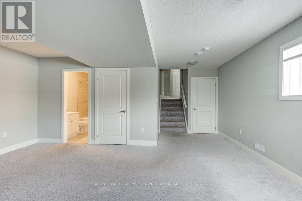 62 - 745 Chelton Road, London South, Ontario  N6M 0J1 - Photo 42 - X12451565