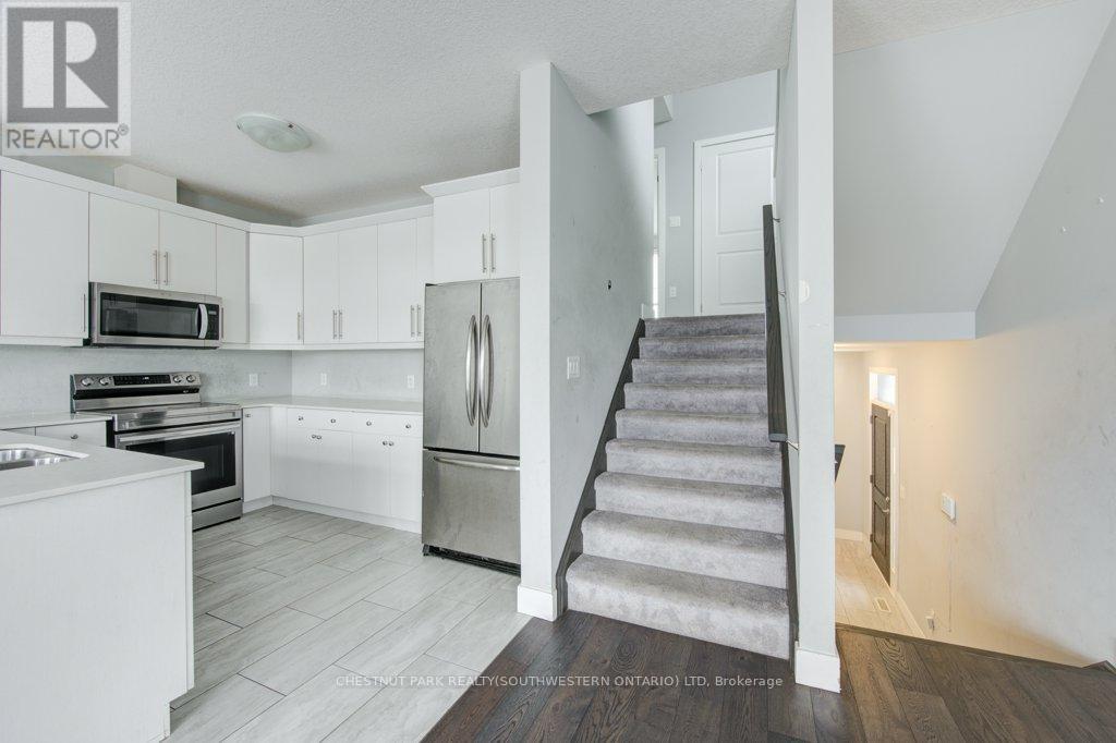62 - 745 Chelton Road, London South, Ontario  N6M 0J1 - Photo 8 - X12451565