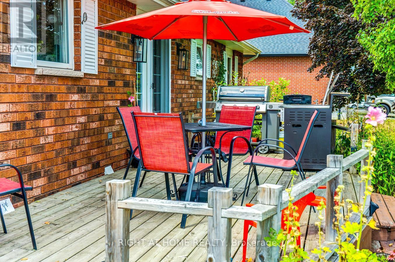 138 Starr Boulevard, Kawartha Lakes, Ontario  K0M 2C0 - Photo 9 - X12451576