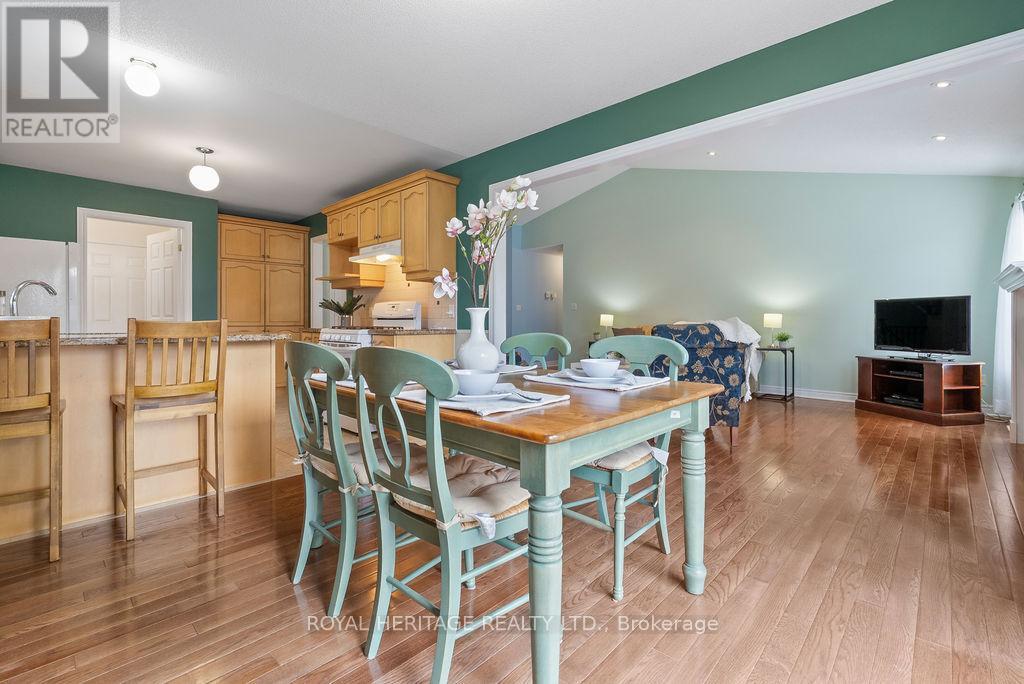 19 Thrushwood Trail, Kawartha Lakes, Ontario  K9V 0B1 - Photo 11 - X12451577