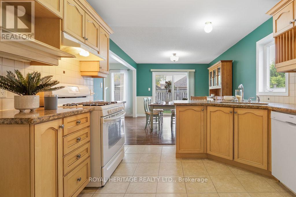 19 Thrushwood Trail, Kawartha Lakes, Ontario  K9V 0B1 - Photo 15 - X12451577