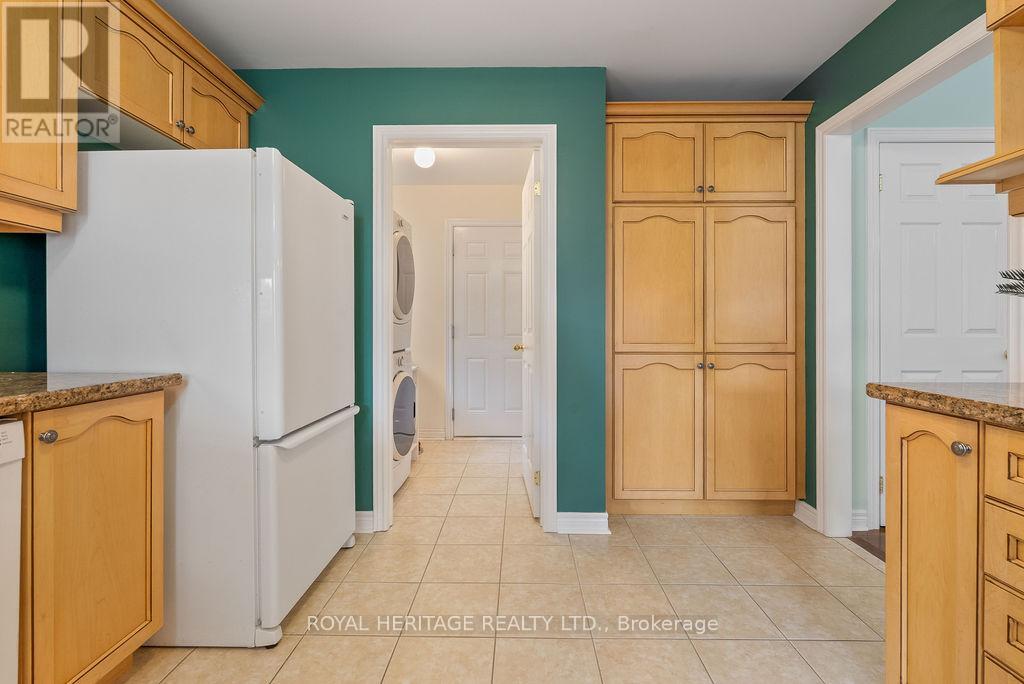 19 Thrushwood Trail, Kawartha Lakes, Ontario  K9V 0B1 - Photo 16 - X12451577