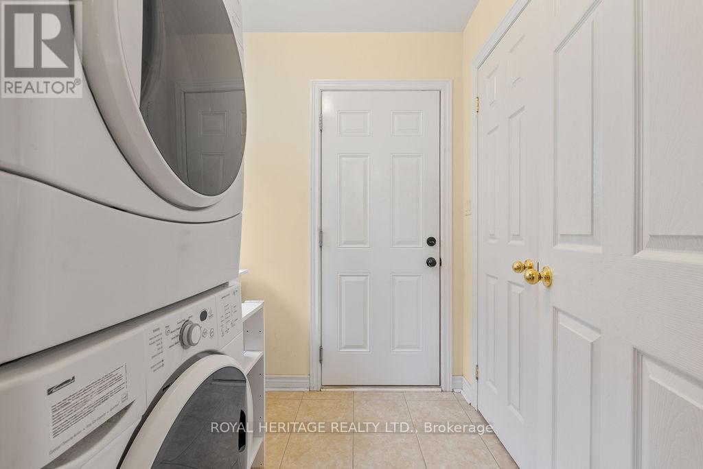 19 Thrushwood Trail, Kawartha Lakes, Ontario  K9V 0B1 - Photo 17 - X12451577