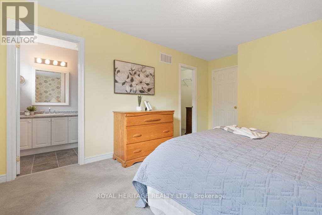 19 Thrushwood Trail, Kawartha Lakes, Ontario  K9V 0B1 - Photo 25 - X12451577