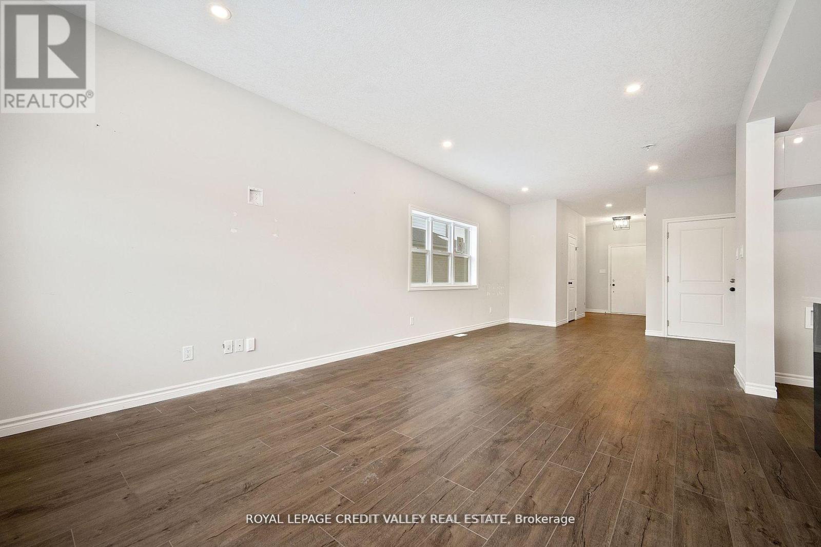 198 Middleton Avenue, London South, Ontario  N6L 0E9 - Photo 13 - X12451592