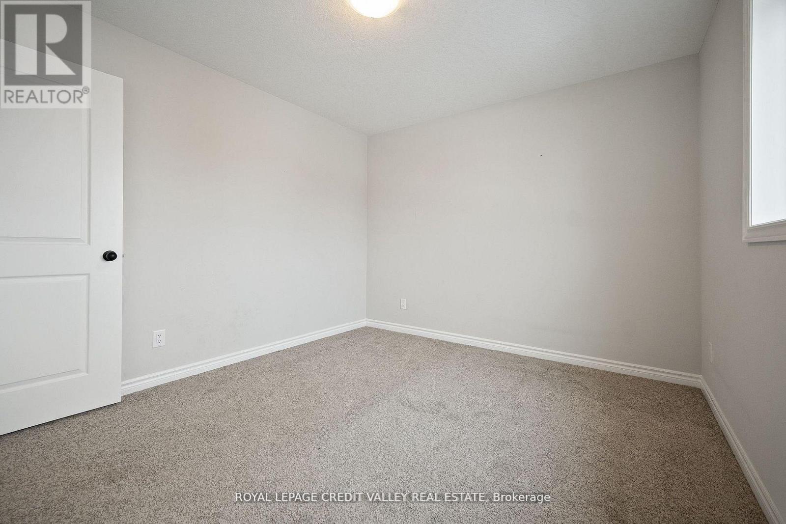 198 Middleton Avenue, London South, Ontario  N6L 0E9 - Photo 16 - X12451592