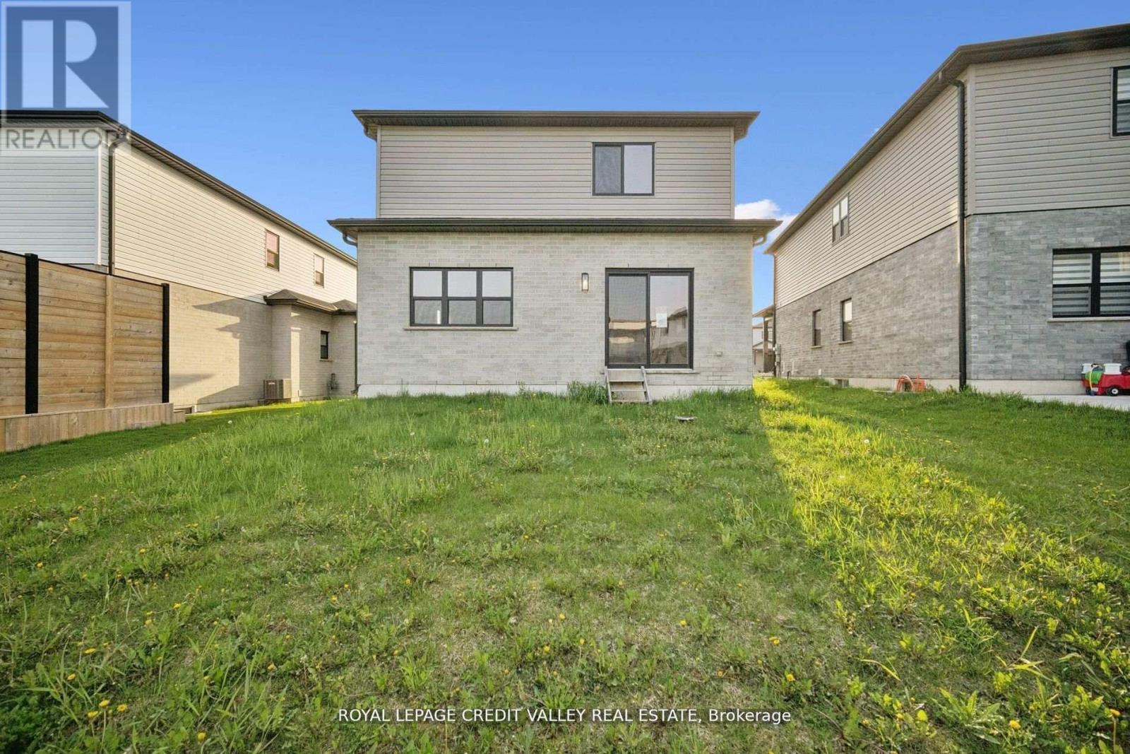 198 Middleton Avenue, London South, Ontario  N6L 0E9 - Photo 42 - X12451592