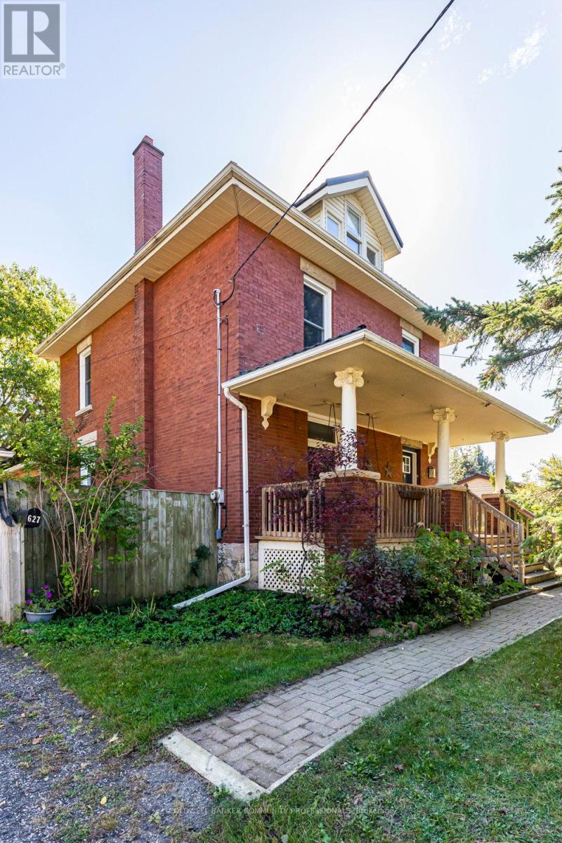 627 Eramosa Road, Guelph, Ontario  N1E 2N7 - Photo 2 - X12451644