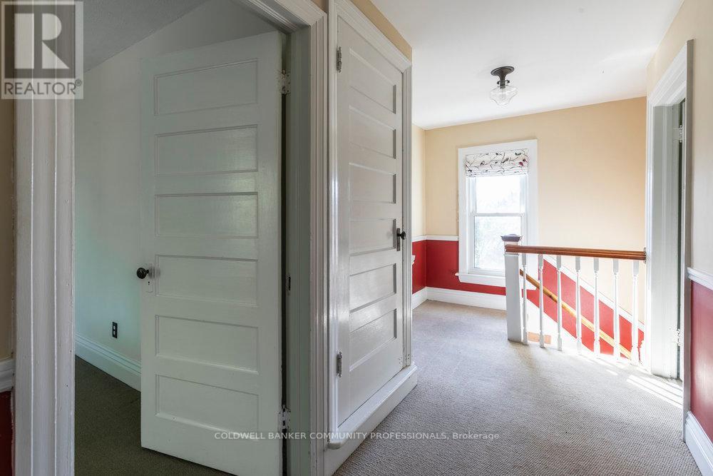 627 Eramosa Road, Guelph, Ontario  N1E 2N7 - Photo 29 - X12451644