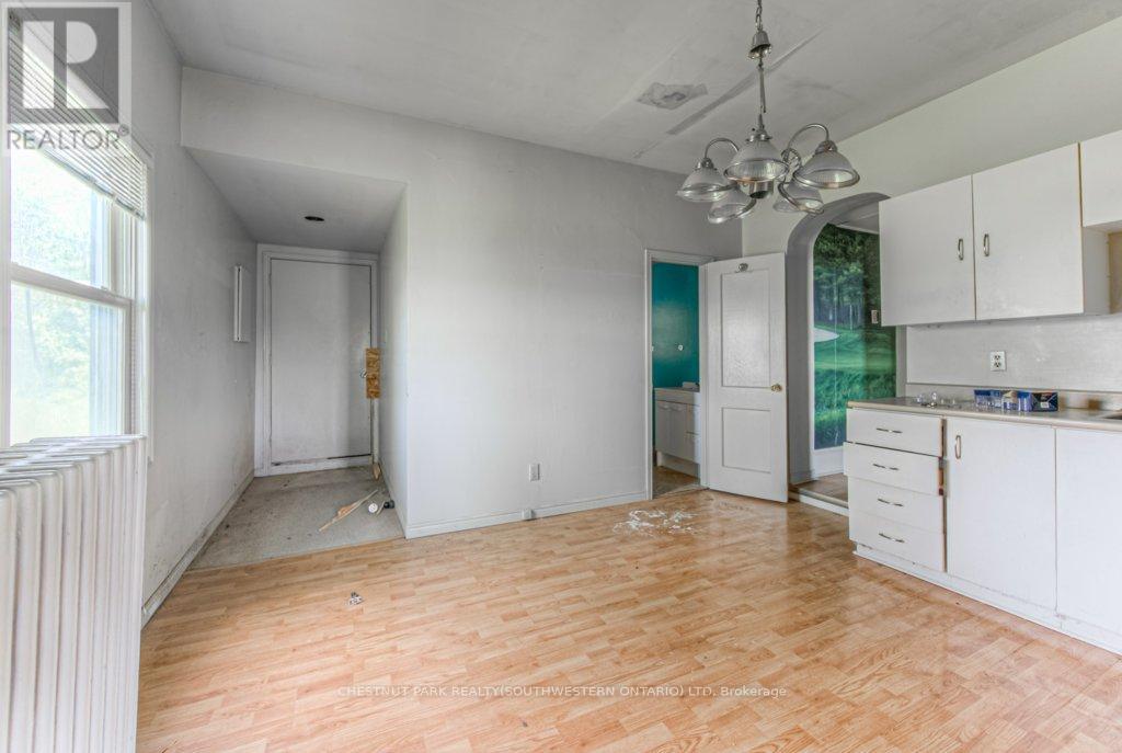 245 Ainslie Street S, Cambridge, Ontario  N1R 3L2 - Photo 28 - X12451645