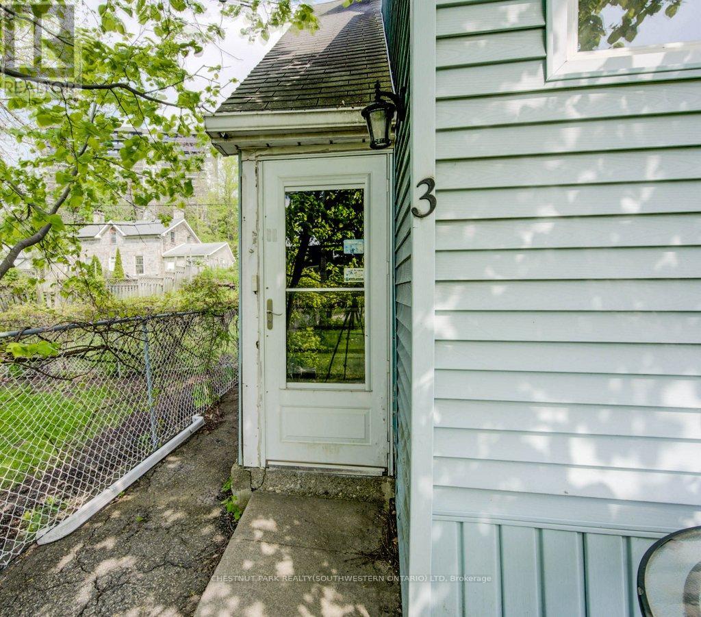 245 Ainslie Street S, Cambridge, Ontario  N1R 3L2 - Photo 34 - X12451645