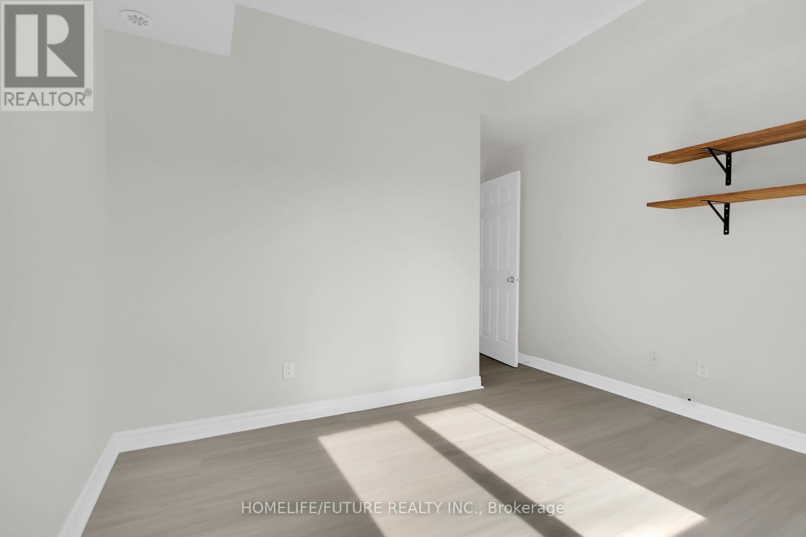 J - 366 Wood Acres Grove, Ottawa, Ontario  K1T 0M7 - Photo 31 - X12451668