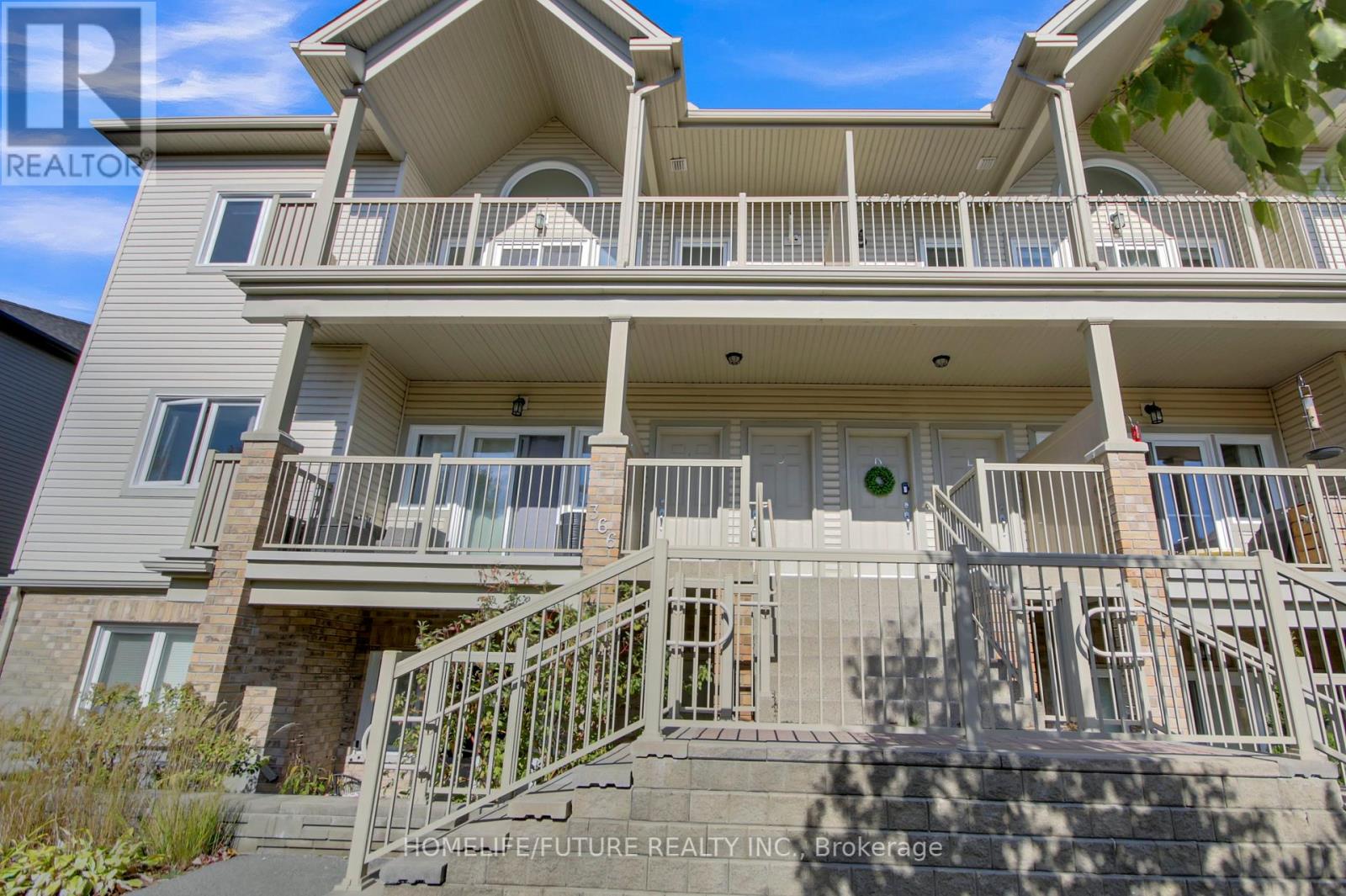 J - 366 Wood Acres Grove, Ottawa, Ontario  K1T 0M7 - Photo 4 - X12451668