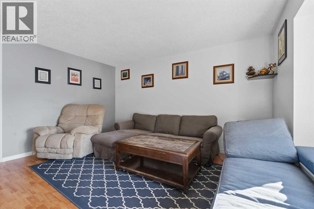 165 Sunvale Crescent Se, Calgary, Alberta  T2X 2P8 - Photo 7 - A2262085