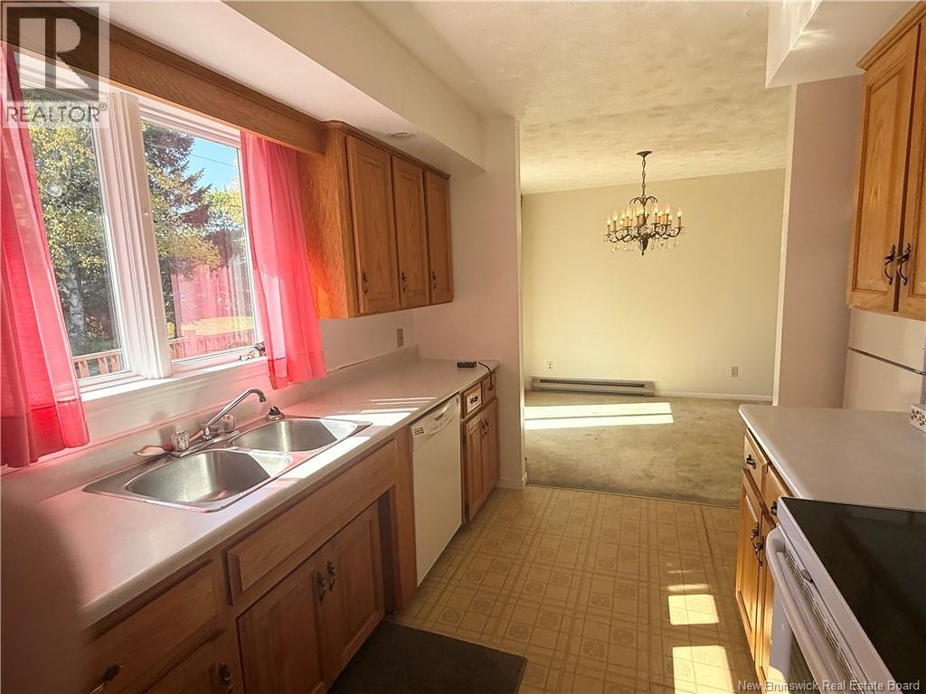 96 Kent Street, Fredericton, New Brunswick  E3A 4Y1 - Photo 8 - NB128129