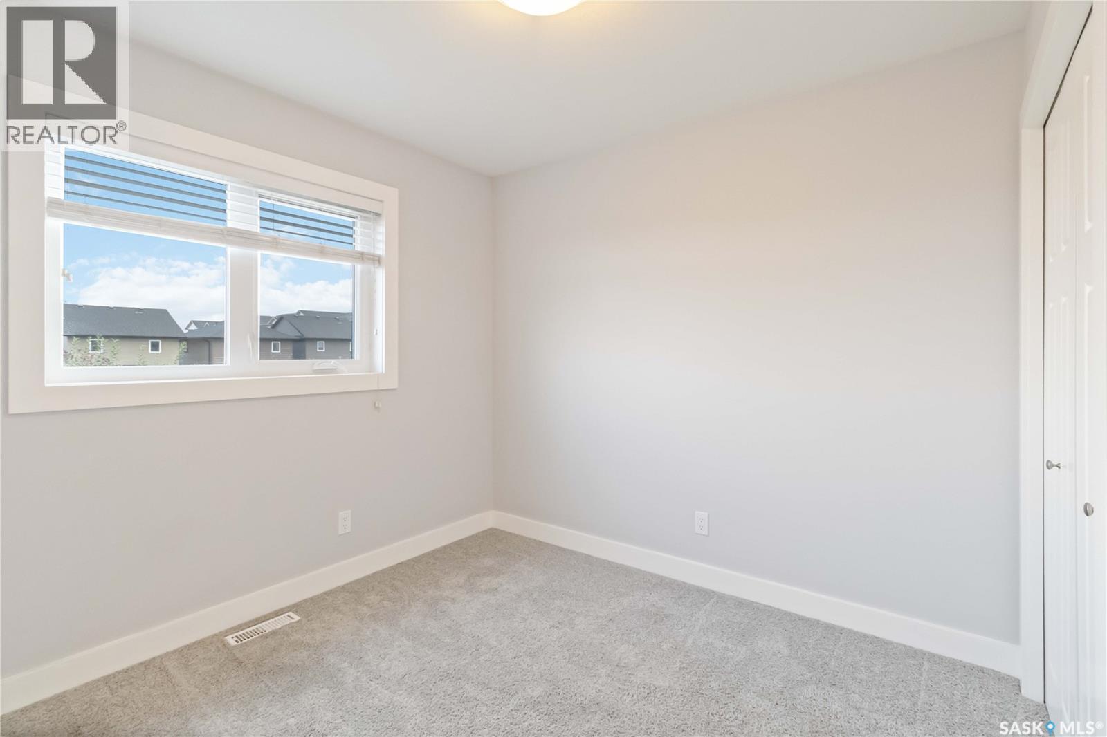 426 Veltkamp Crescent, Saskatoon, Saskatchewan  S7T 0S2 - Photo 17 - SK020395