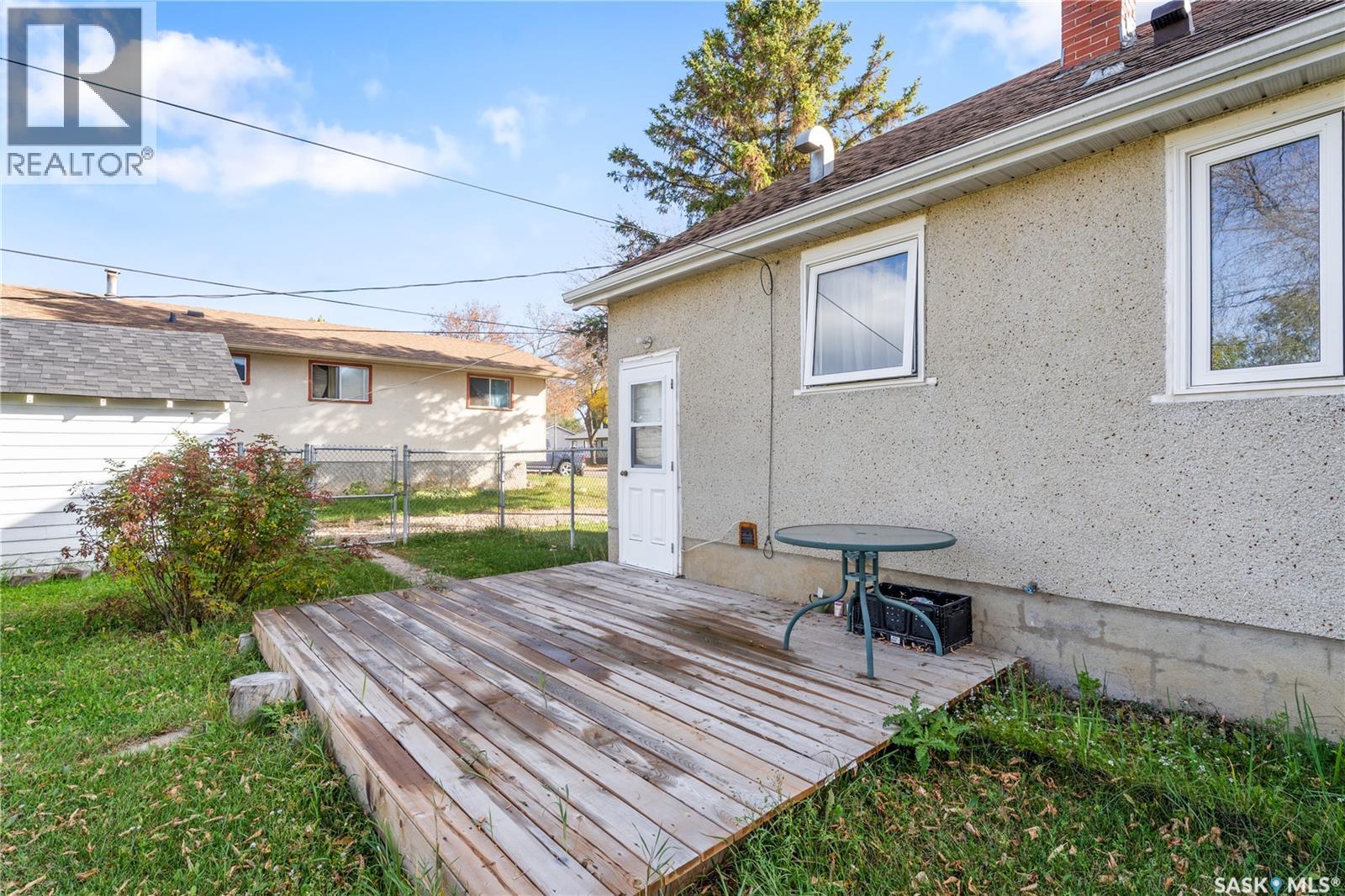 1734 13th Street W, Prince Albert, Saskatchewan  S6V 3K1 - Photo 23 - SK020392