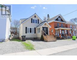 142 Woodward AVE